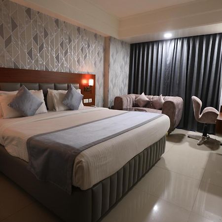 Eastin Hotels Hyderabad Eksteriør billede