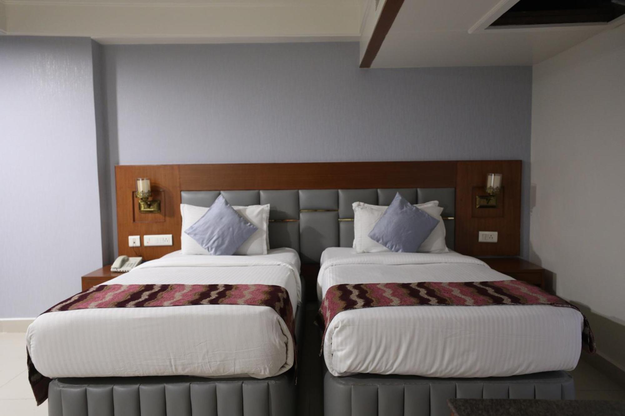 Eastin Hotels Hyderabad Eksteriør billede